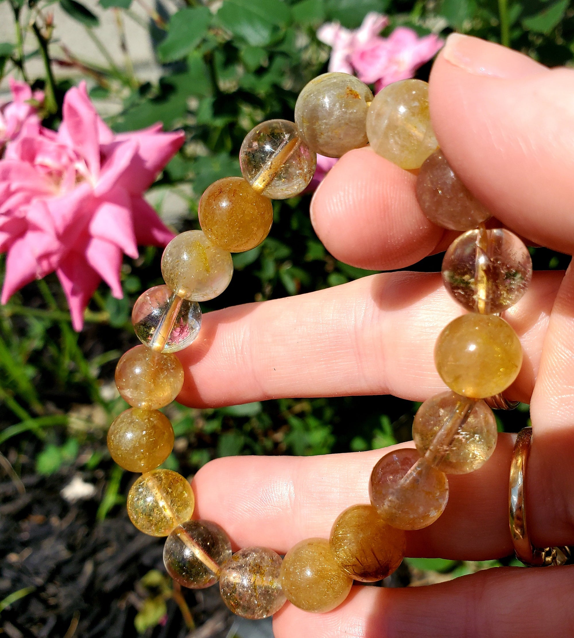 Rutilated Gold Crystal Bracelet - Round - Crystal Healing, Jewelry Gift, Metaphysical Crystals, Healings Stones