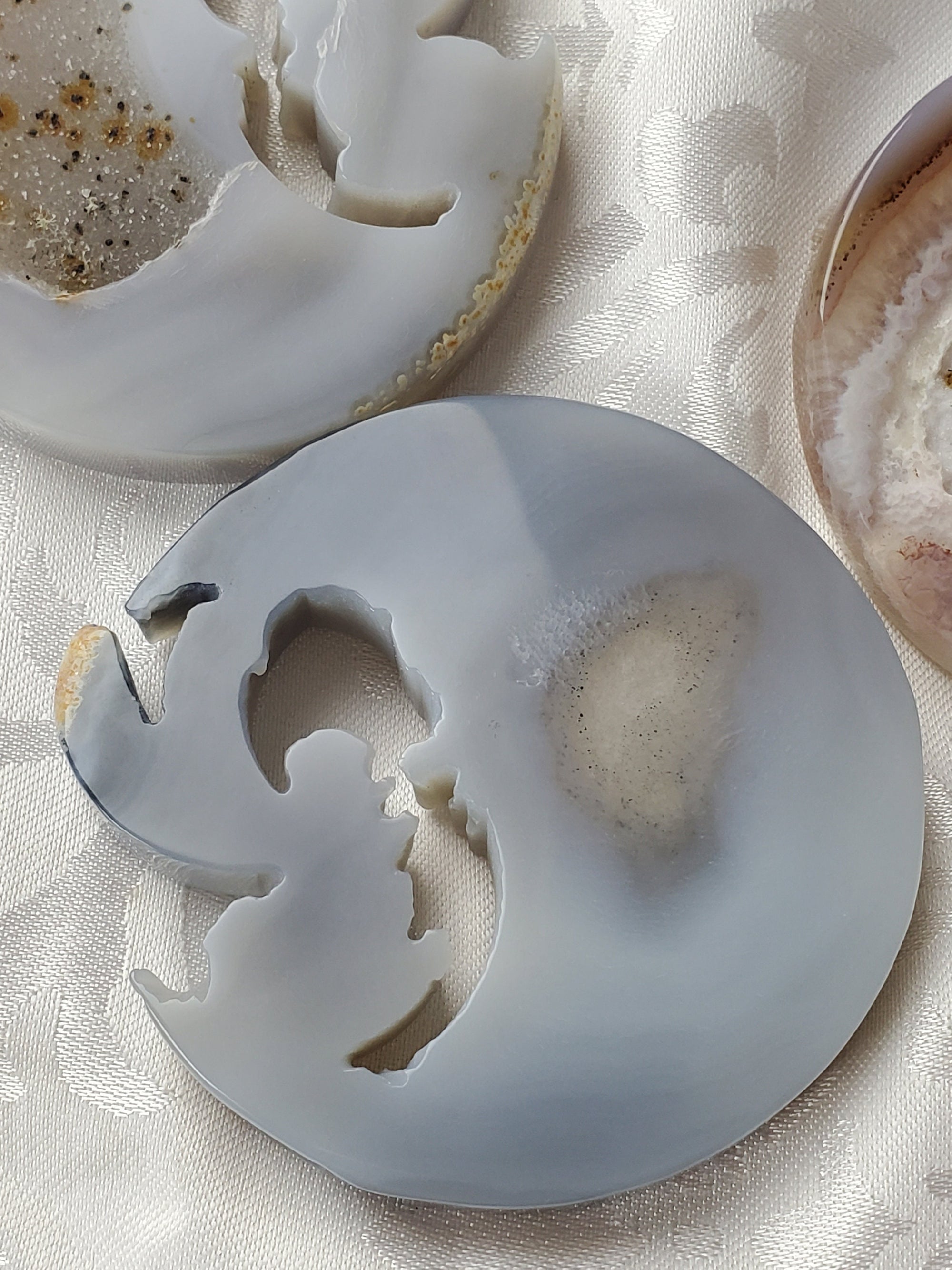 Magical Druzy Agate Moon & Fairy + Agate Moon Fairy Carving, Crystal Carvings, Fairy Garden, Fairy